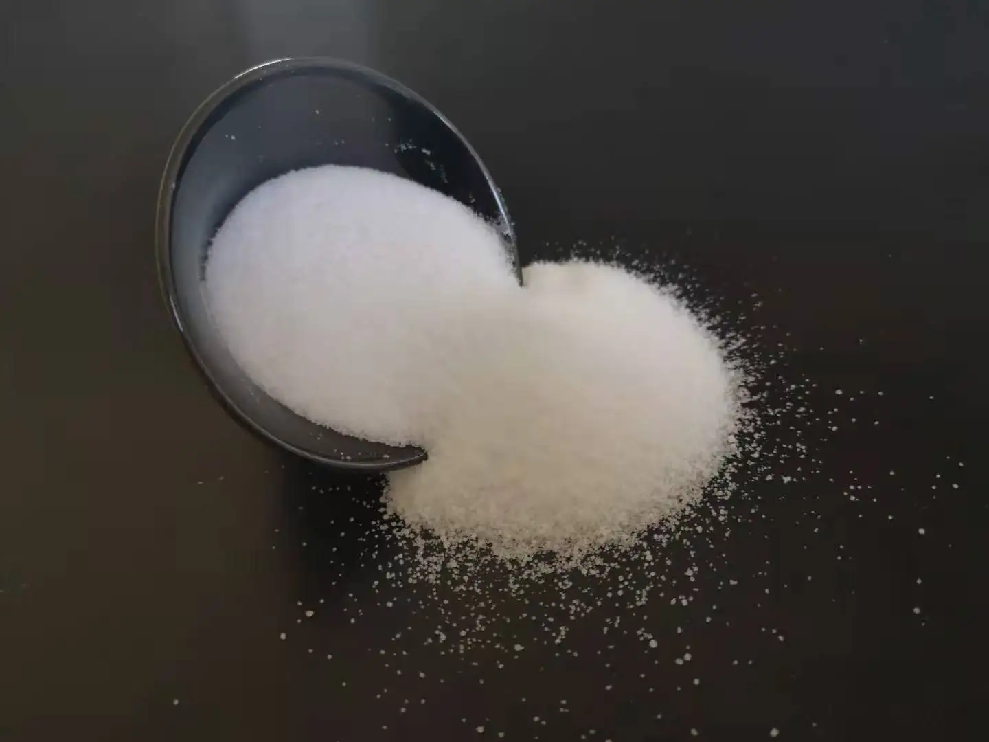 AMMONIUM CHLORIDE